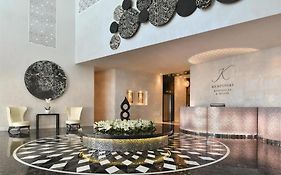 Kempinski Residences & Suites,